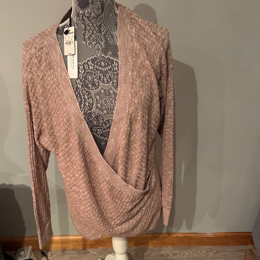 Express Textured Knit Sweater in Mauve